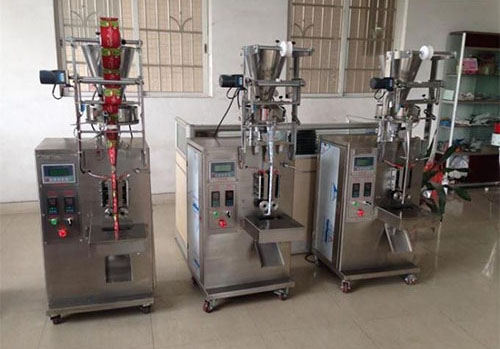 What packaging machine should the chemical fertilizer and organic fertilizer factory choose?